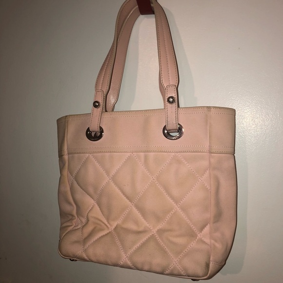 CHANEL light pink medium/large bag - Picture 3 of 3